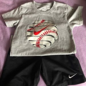 Boys size 6 Nike set